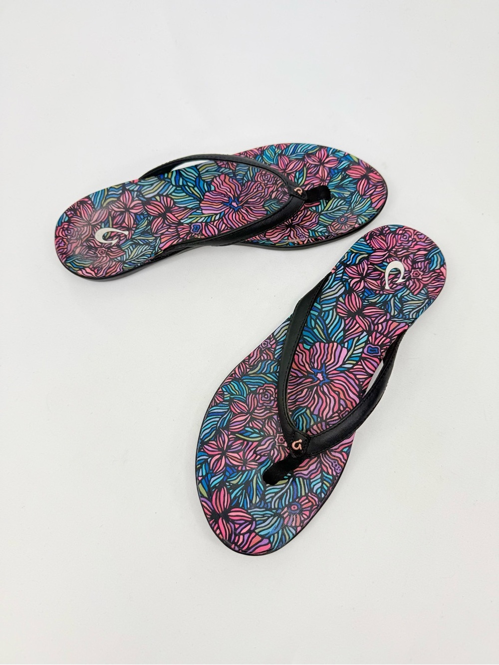 Olukai Ho'Opio Hau Colorful Hibiscus Floral Arch Support Thong FlipFlop Sandals - Picture 4 of 12